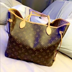 Louis Vuitton Neverfull MM Monogram